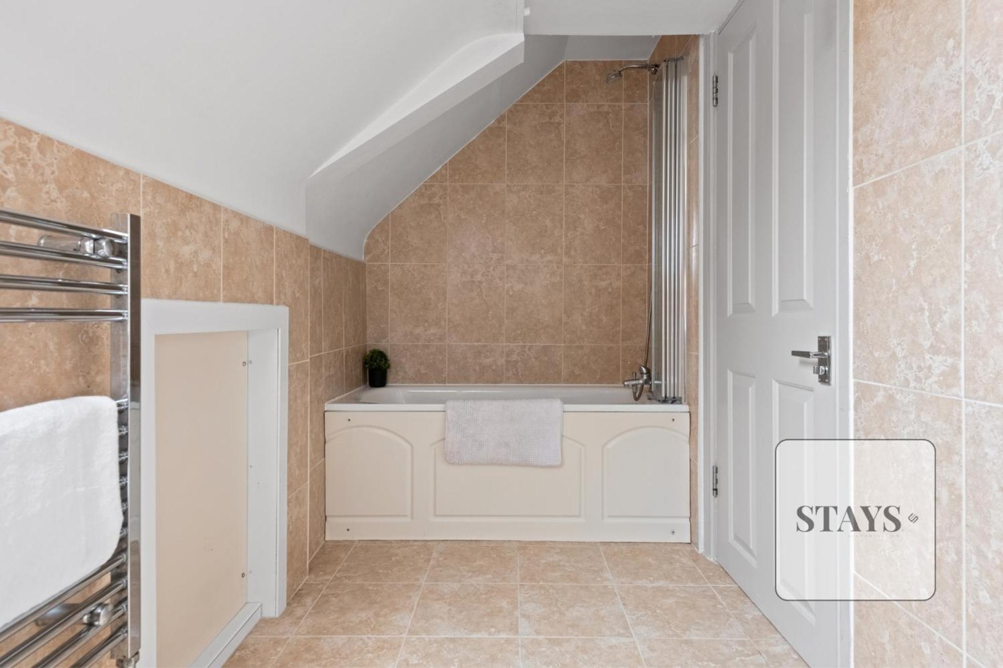 Cosy Apartment In Moulsham, Long Stays Welcome Челмсфорд Екстериор снимка