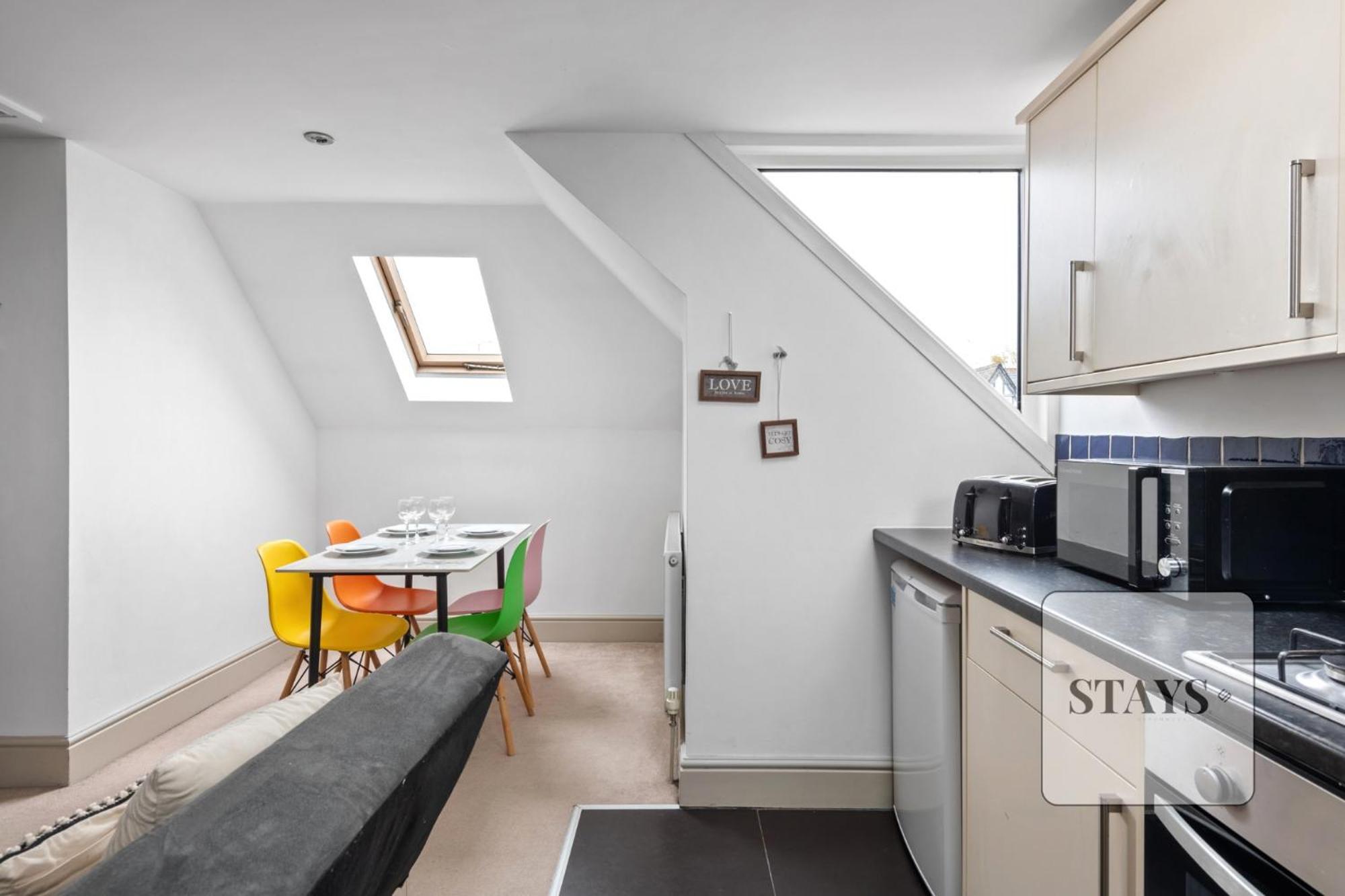 Cosy Apartment In Moulsham, Long Stays Welcome Челмсфорд Екстериор снимка