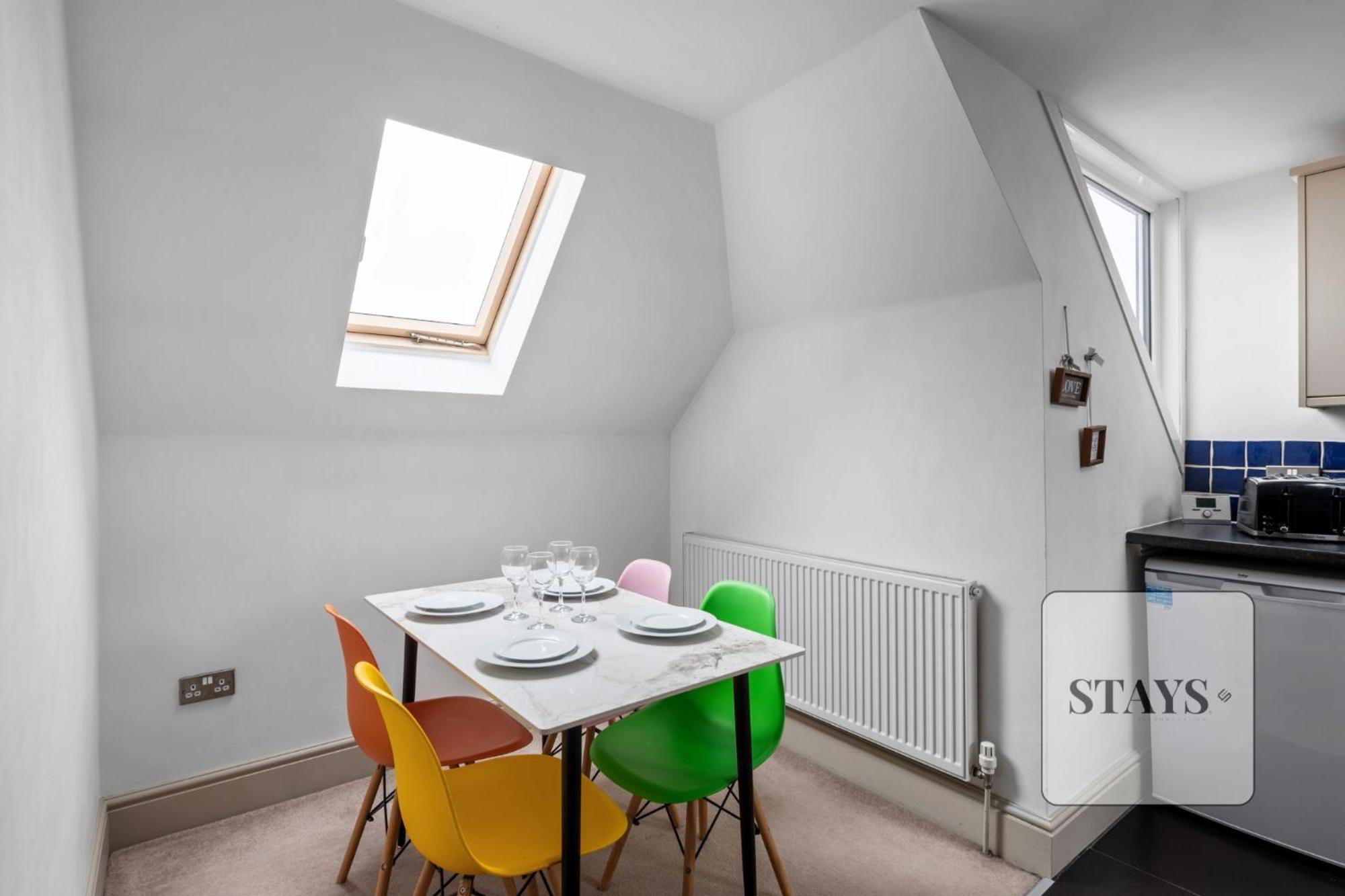 Cosy Apartment In Moulsham, Long Stays Welcome Челмсфорд Екстериор снимка