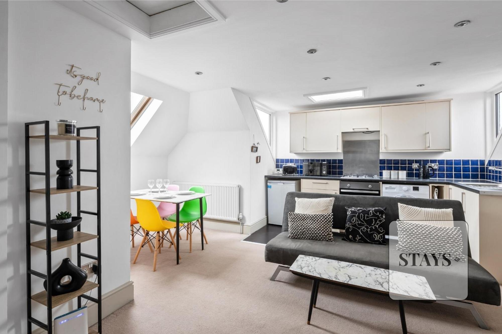 Cosy Apartment In Moulsham, Long Stays Welcome Челмсфорд Екстериор снимка