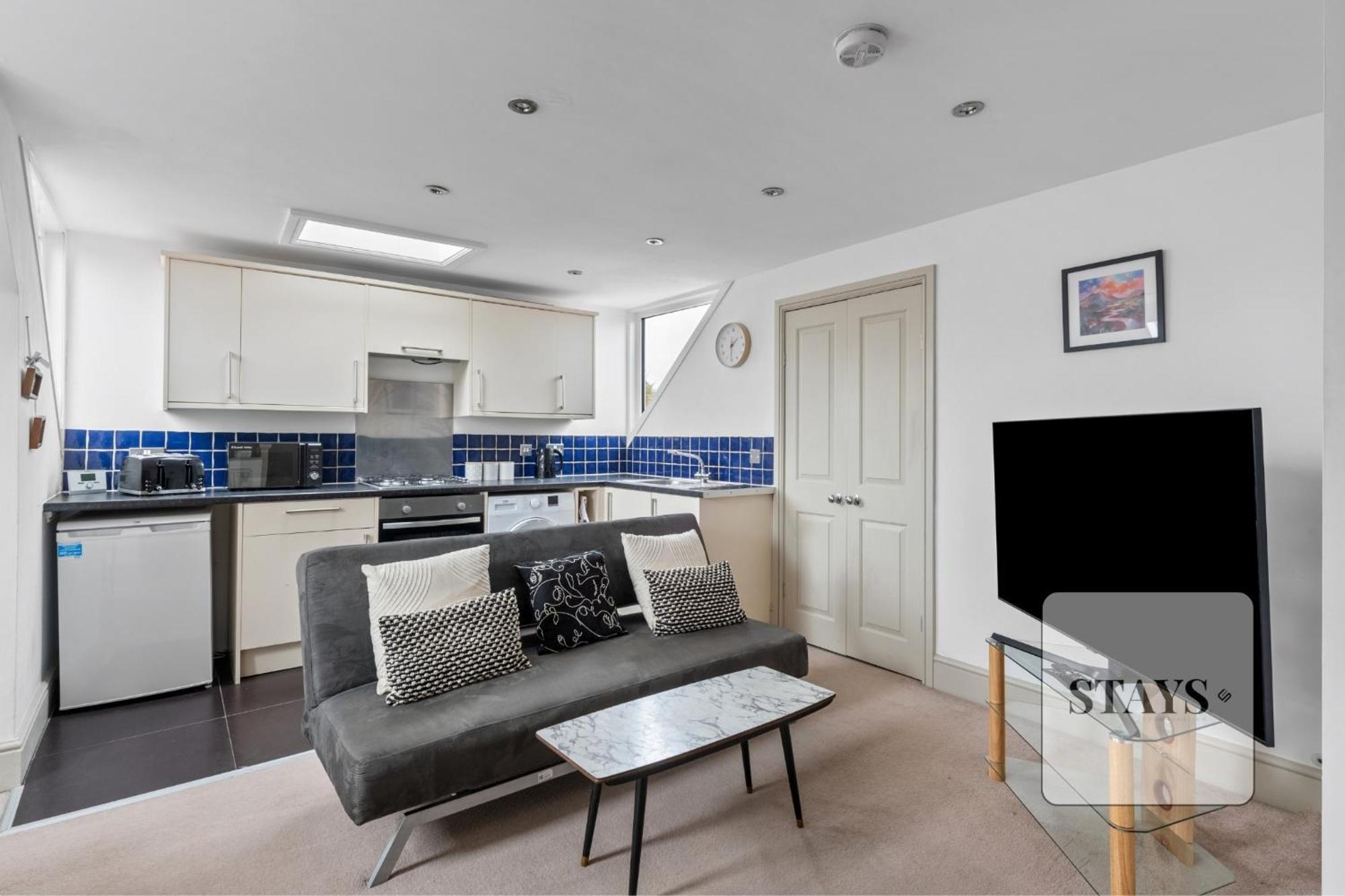 Cosy Apartment In Moulsham, Long Stays Welcome Челмсфорд Екстериор снимка