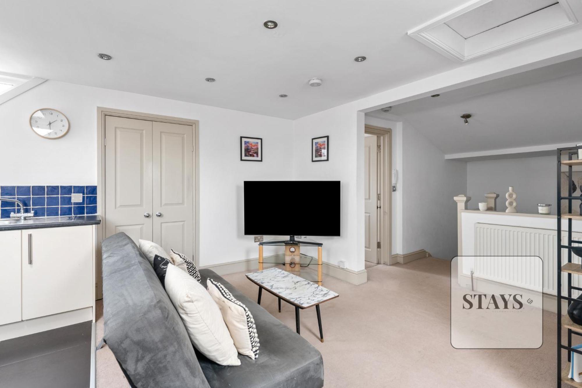 Cosy Apartment In Moulsham, Long Stays Welcome Челмсфорд Екстериор снимка